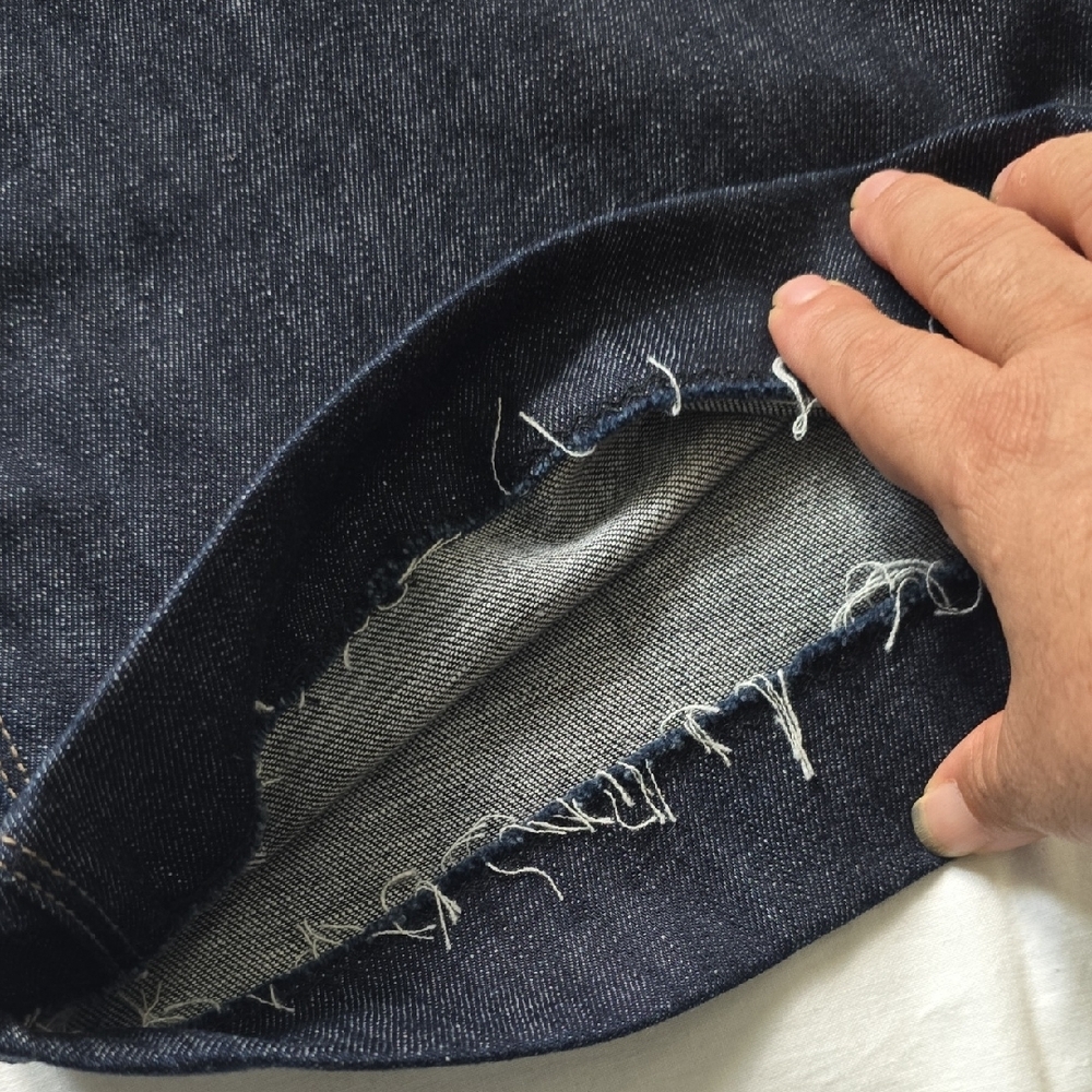 7 For All Mankind - Picture 6 of 10